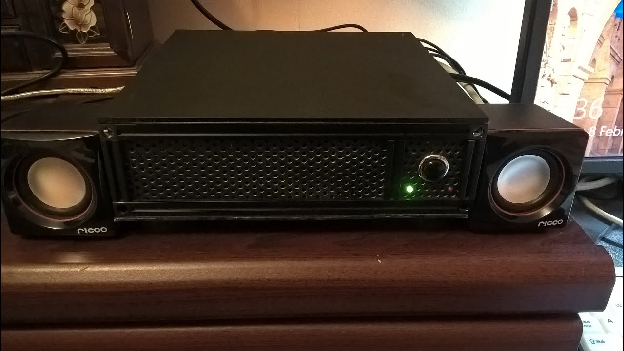Compact media computer