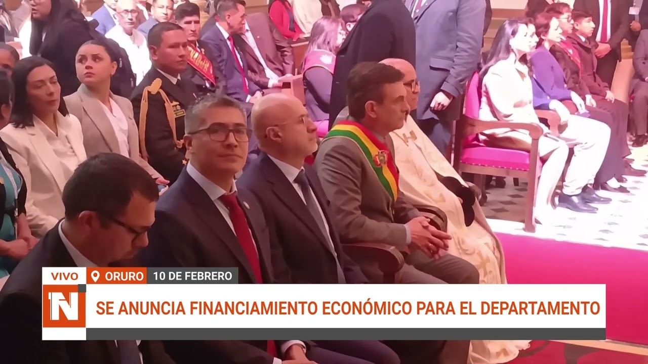 PRESIDENTE Y VICEPRESIDENTE ARRIBAN A ORURO POR ANIVERSARIO DEL 10 DE FEBRERO