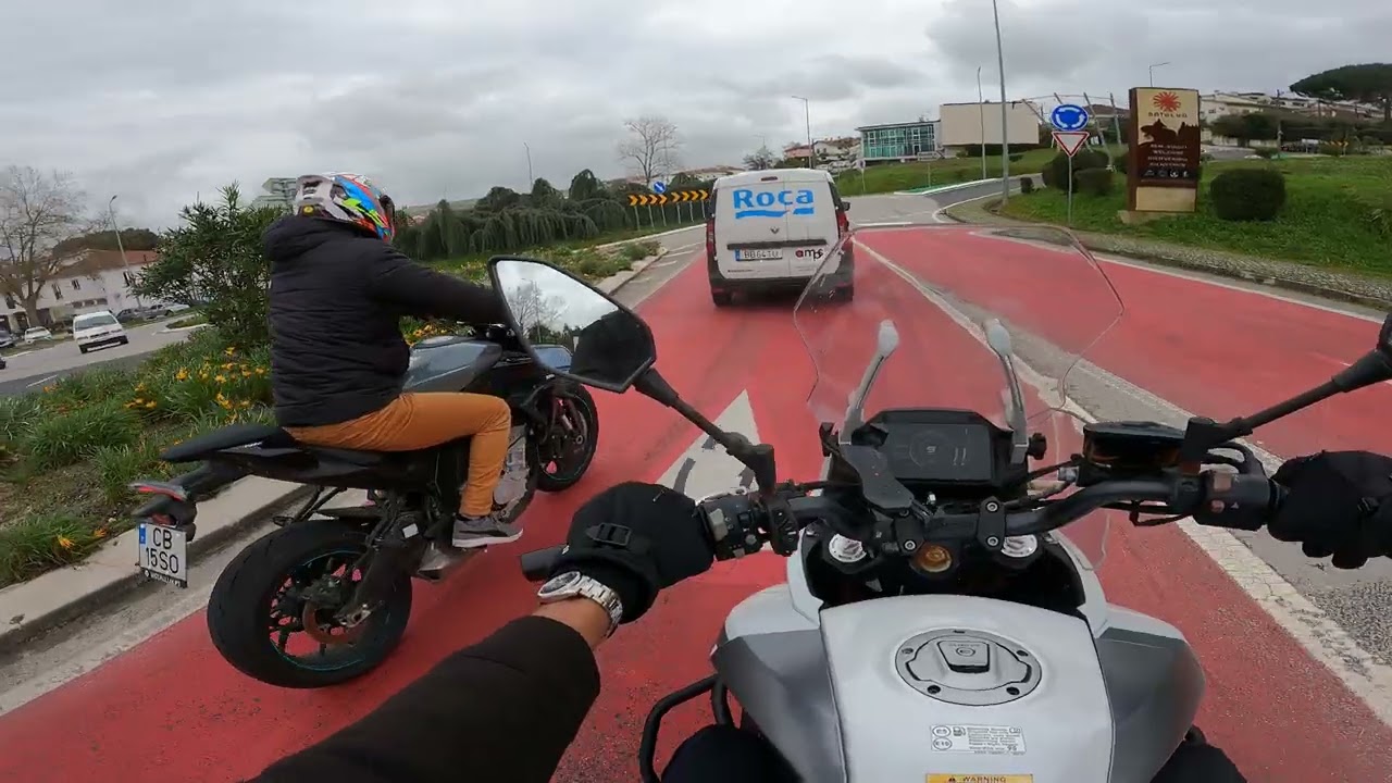 Rolê de moto em Portugal 