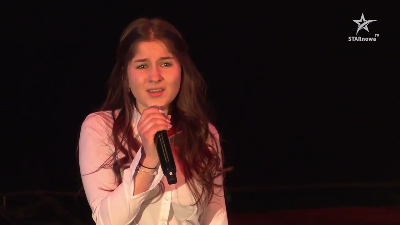 Powiatowe Obchody Narodowego Dnia Żołnierzy Wyklętych. Milena i Kinga  -  Walczyk