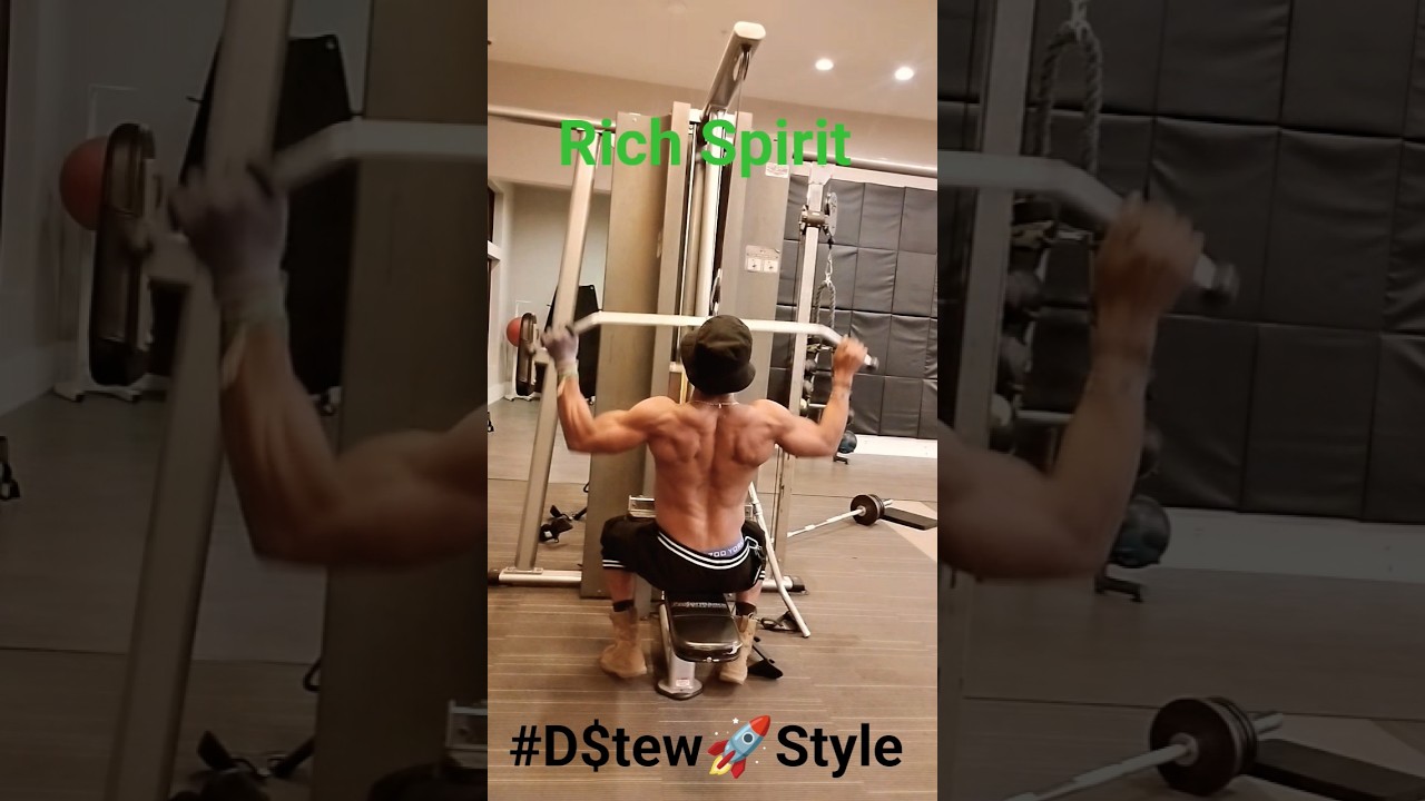 Back Day Workout Wide Grip Pull Downs on Machine Health Wealth to All 