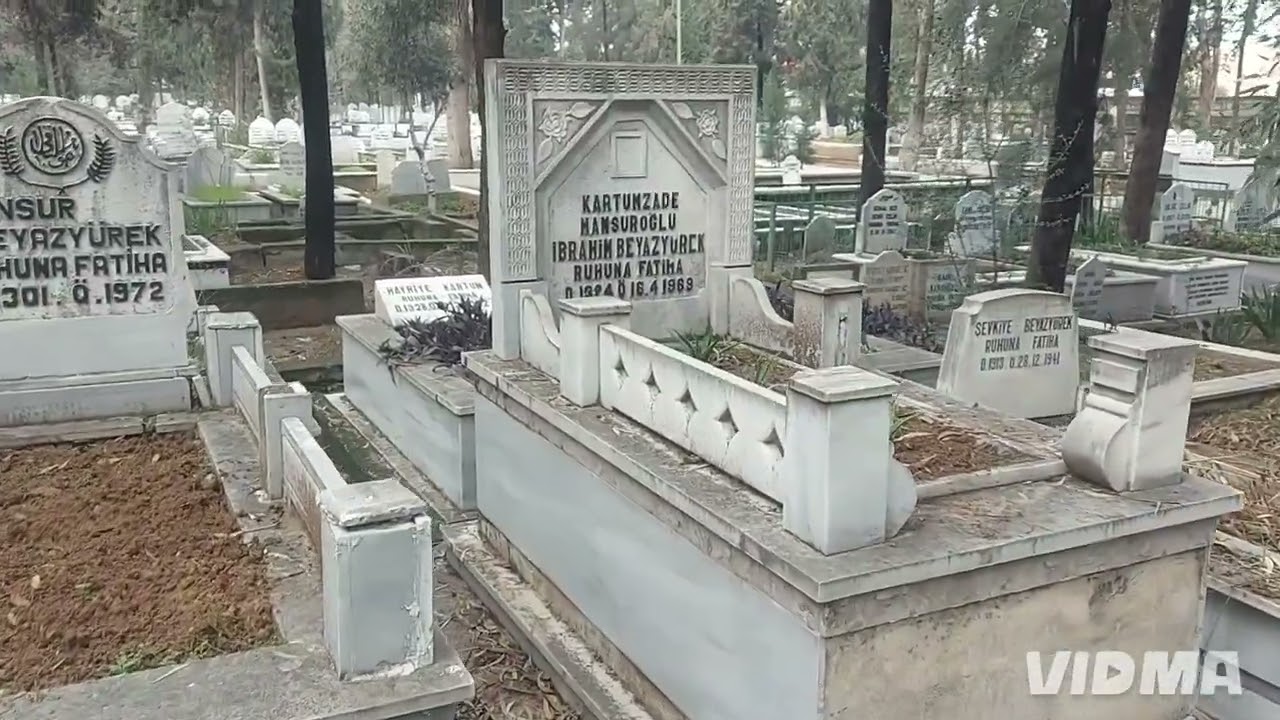 Adana Asri Mezarlığı [İsmail Coşar] Ne Oldu Bu Gönlüm 