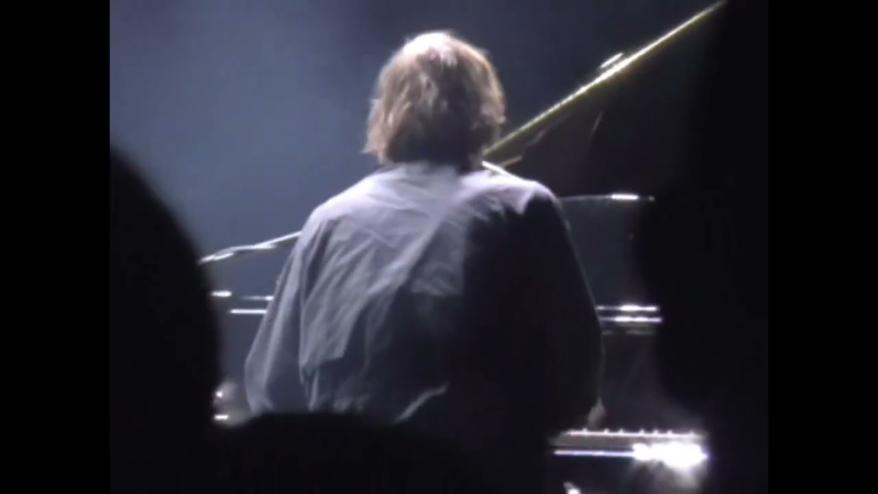 $0 - Cameron Winter (Live at Albert Hall, Manchester, 30th November 2025)