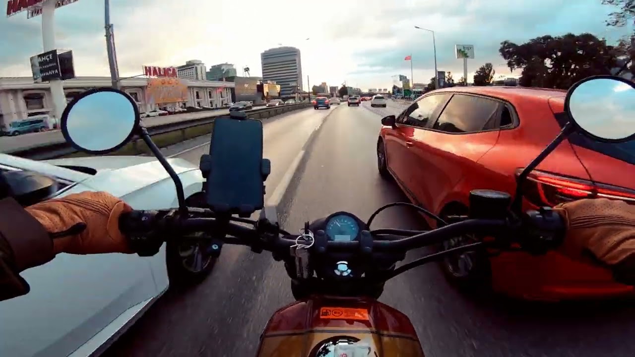 Brixton cromwell 250 RAW sound in traffic POV ride