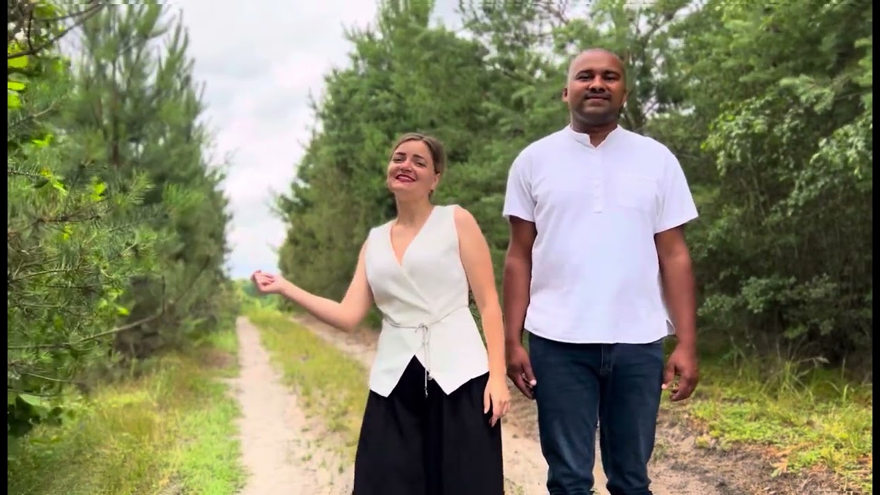 РОМАНЧУК АННУ 💐 з квітучим ювілеєм вітає матуся, а також уся родина 💕