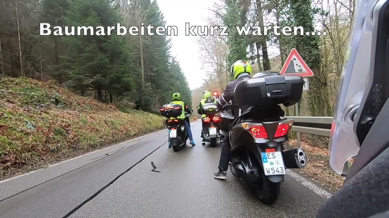 Kurvenstrecke im L&auml;ndle   1