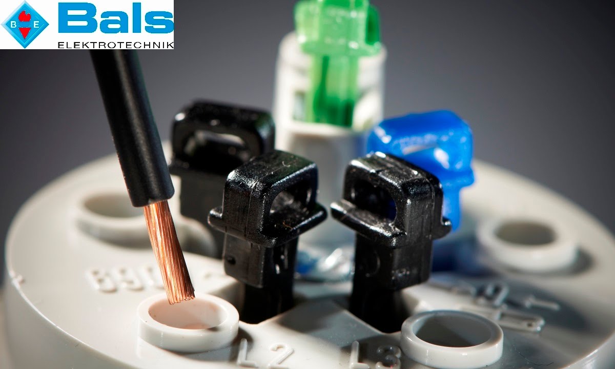 Bals QUICK-CONNECT Käfigzugfeder-Anschlusstechnik bei Kupplungen 16A und 32A