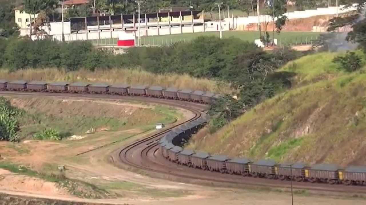 Trem com minério de ferro - Itabira