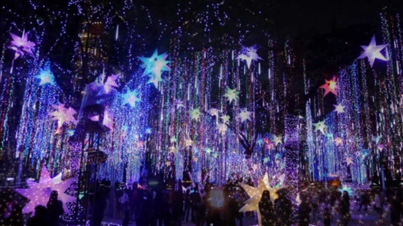 Christmas Lights Around the World