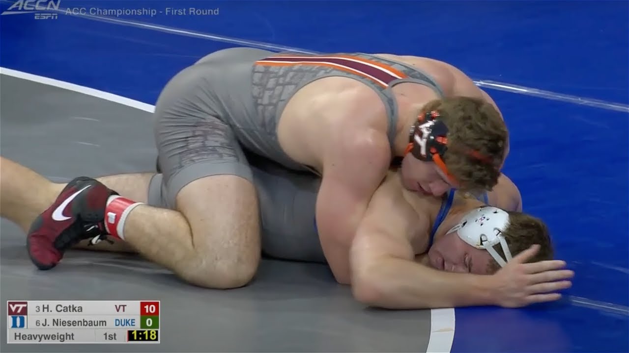 285lbs Hunter Catka (Virginia Tech) vs Jonah Niesenbaum (Duke)