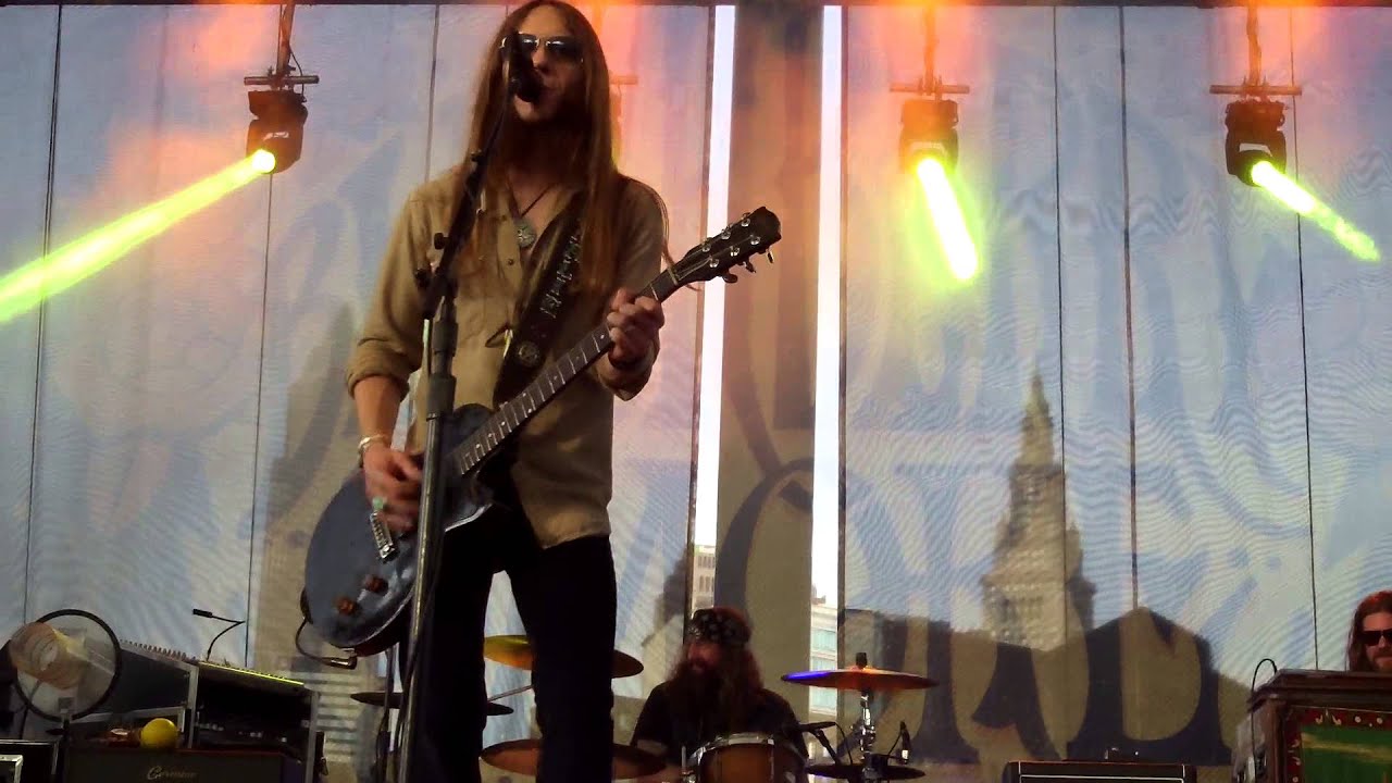 Blackberry Smoke 15 The Race Is On
