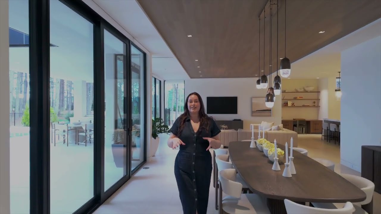 Ellie Brizuela; 2026 REALTOR Magazine 30 Under 30 Applicant