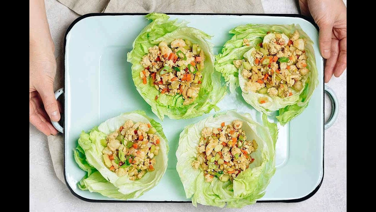 PALEO CHINESE CHICKEN LETTUCE WRAPS | Better than PF Chang’s