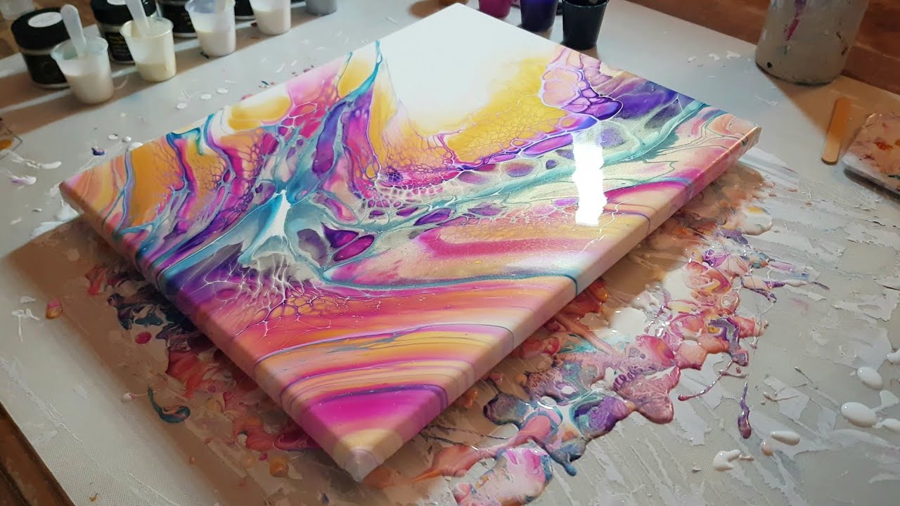 STUNNING! Hairdryer Blowout Using the Bloom Recipe and Interference Bling Its!
