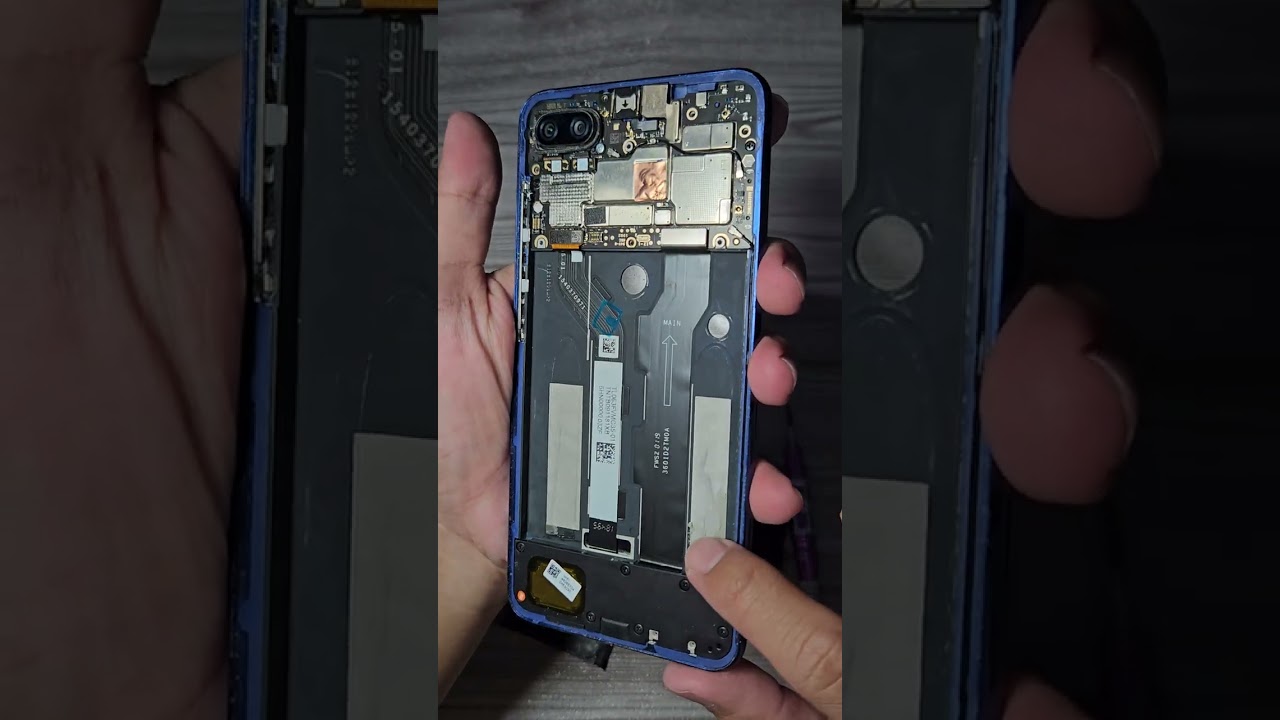 Cara ganti Baterai Xiaomi Mi 8lite