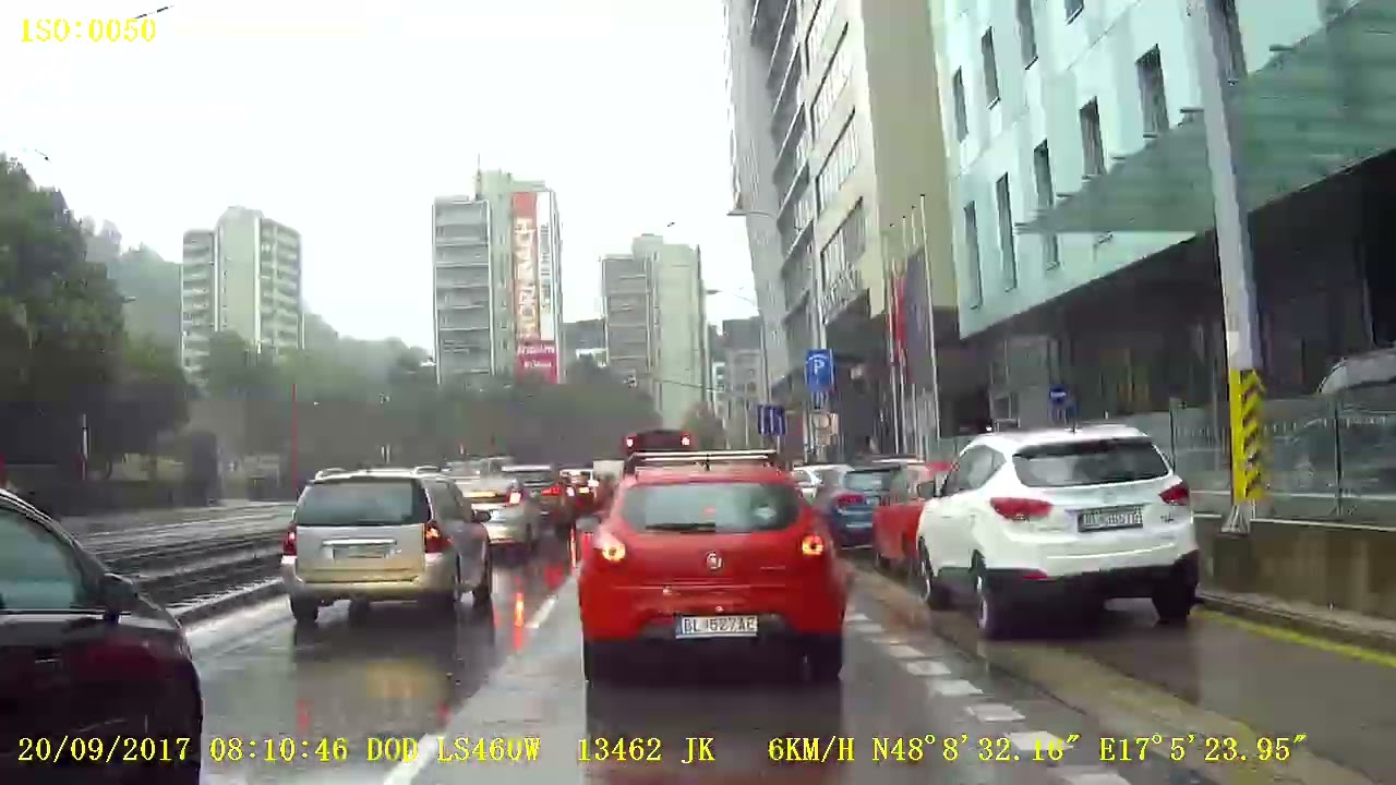 Linka 184 rob&iacute; linku X31, Bratislava