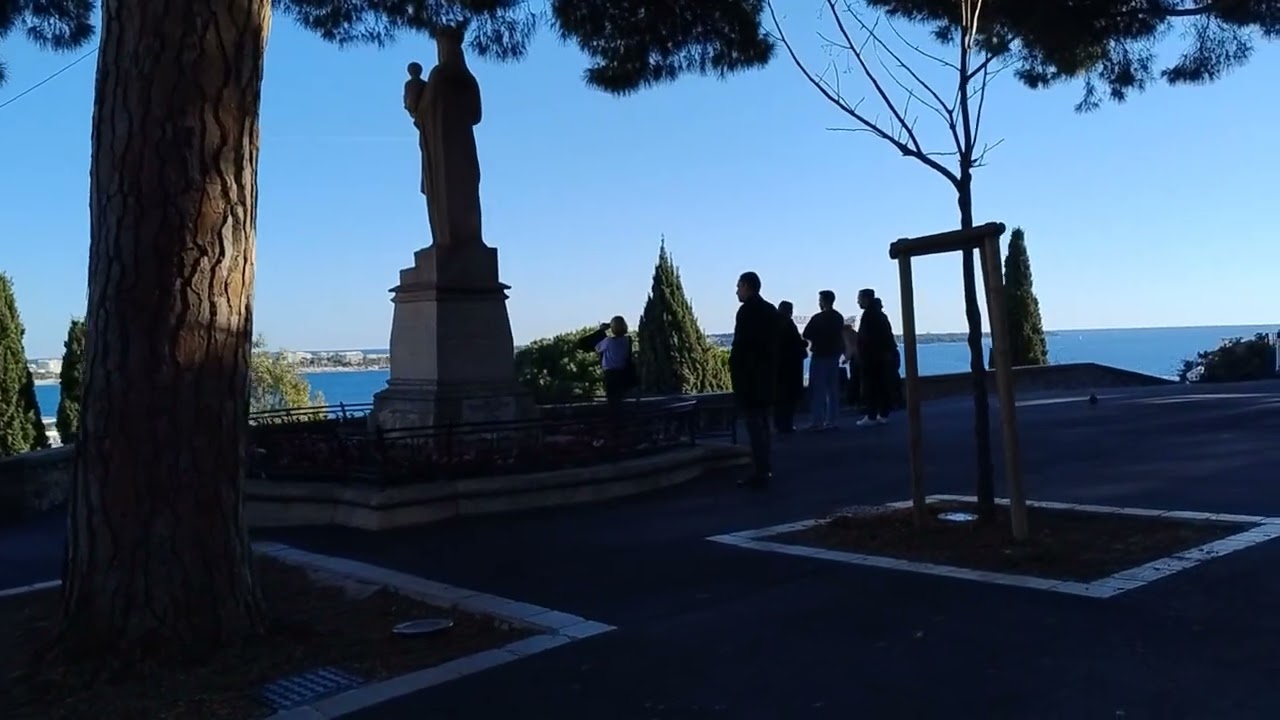 Sunday   Out & about in Cannes