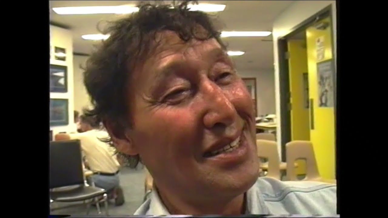 Fiddle music from the Canadian Arctic - Inuvik 2001. With Colin Adjun, Kole Crook & Frank Cockney.