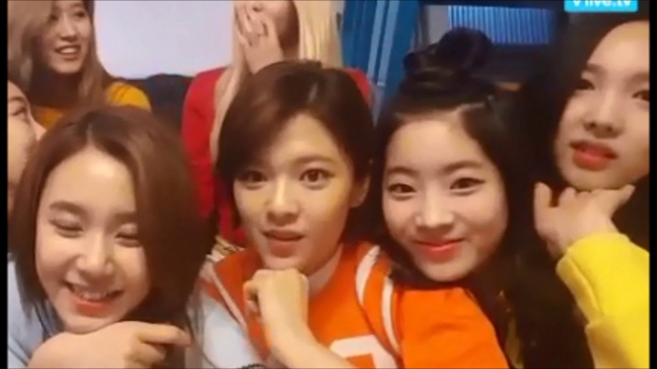 dahyun x nayeon (dayeon) FMV - accidentally in love