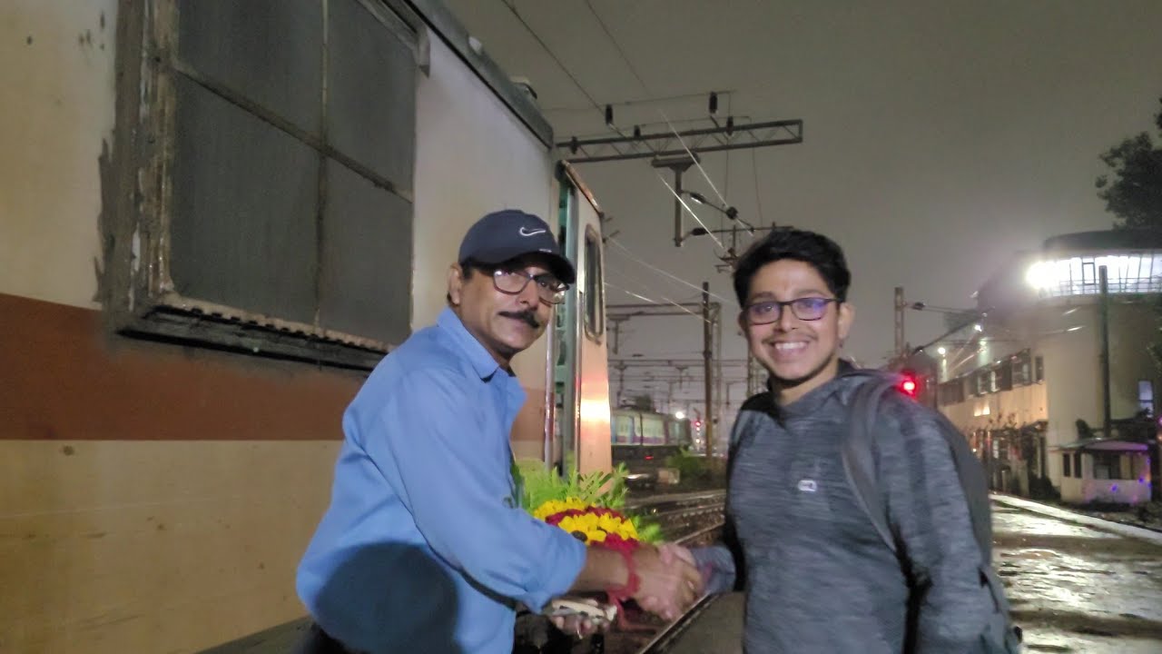 LOCO PILOT Retirement In Eastern Railway Last Trip in 12343 Sealdah Haldibari DARJEELING MAIL