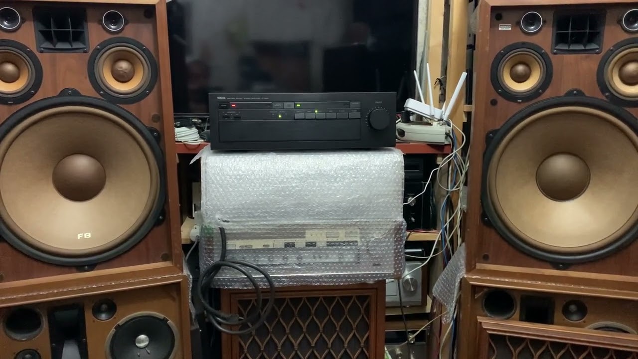 YAMAHA A-1000 Europe