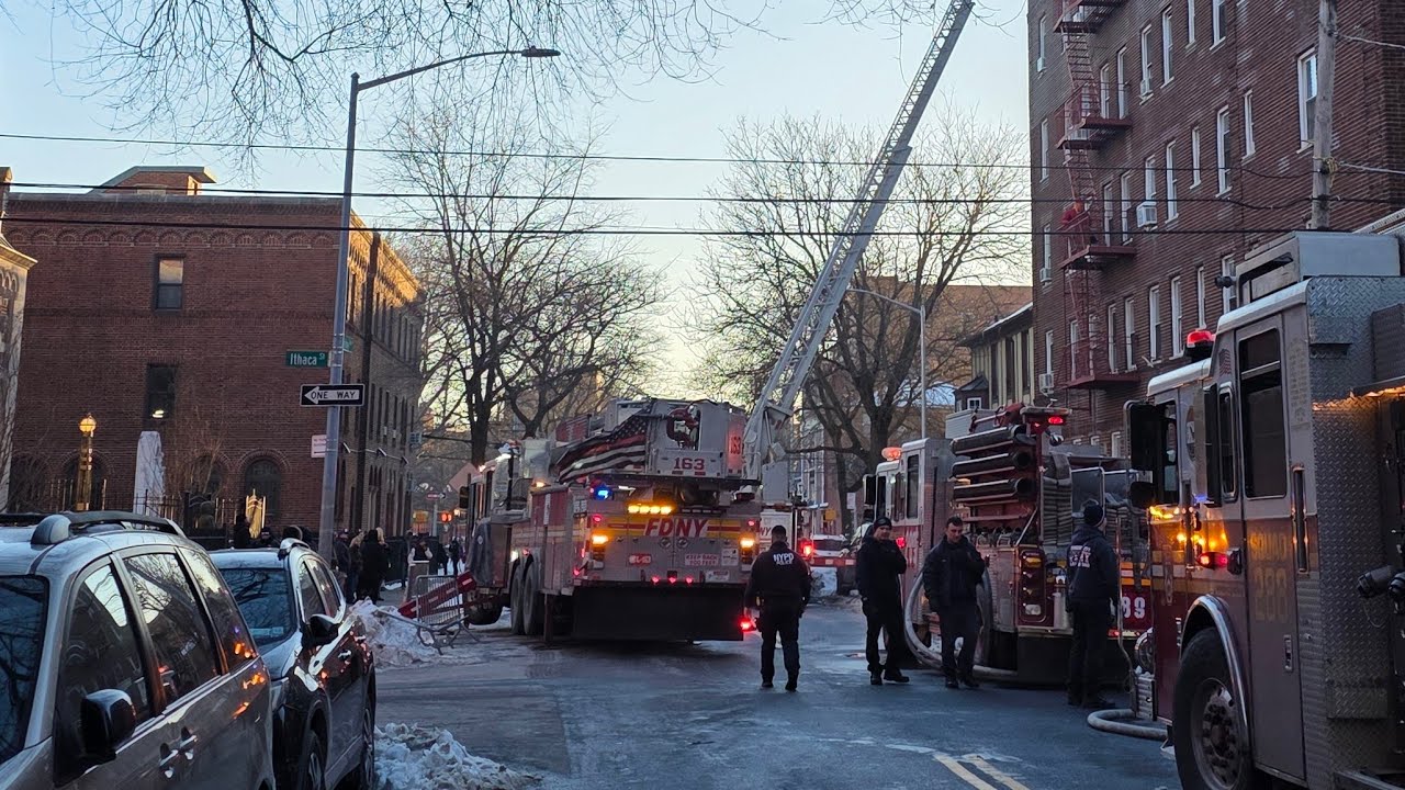 NyCLensView  is live! Fire in Elmhurst Queens