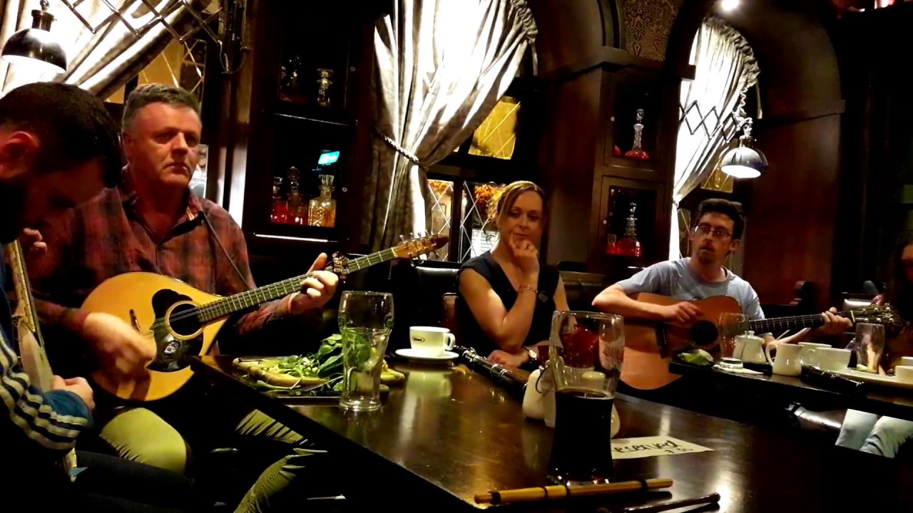 14- Brogans Session- Keegan Drohan playing banjo-August 23, 2017- 09