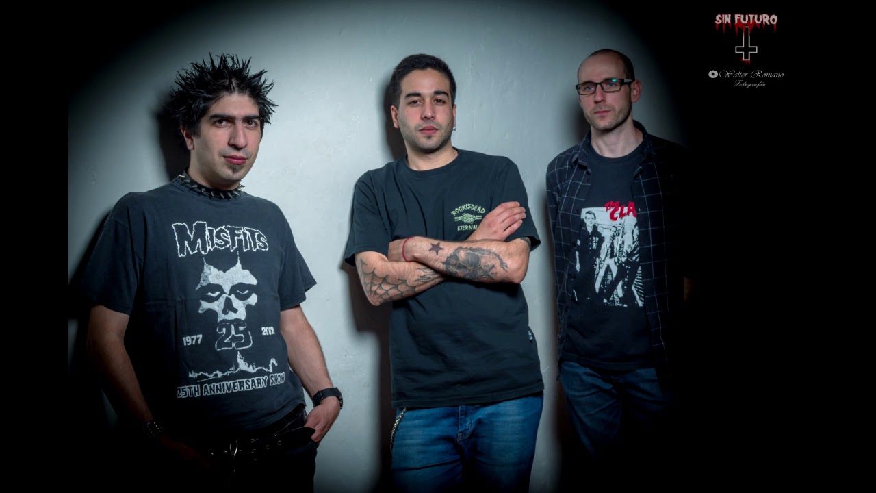 SIN FUTURO - 7 - 11 (The Ramones) en castellano