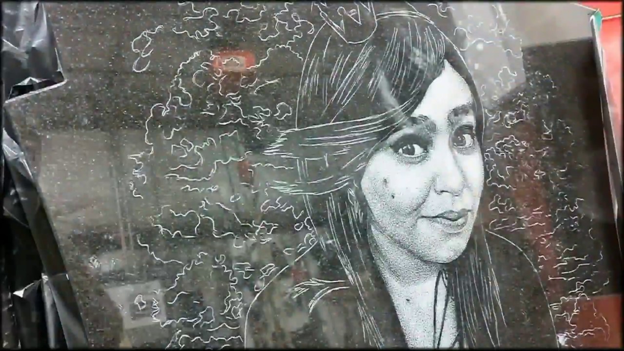 Engraving on the granite (Гравировка портрета на граните)-3
