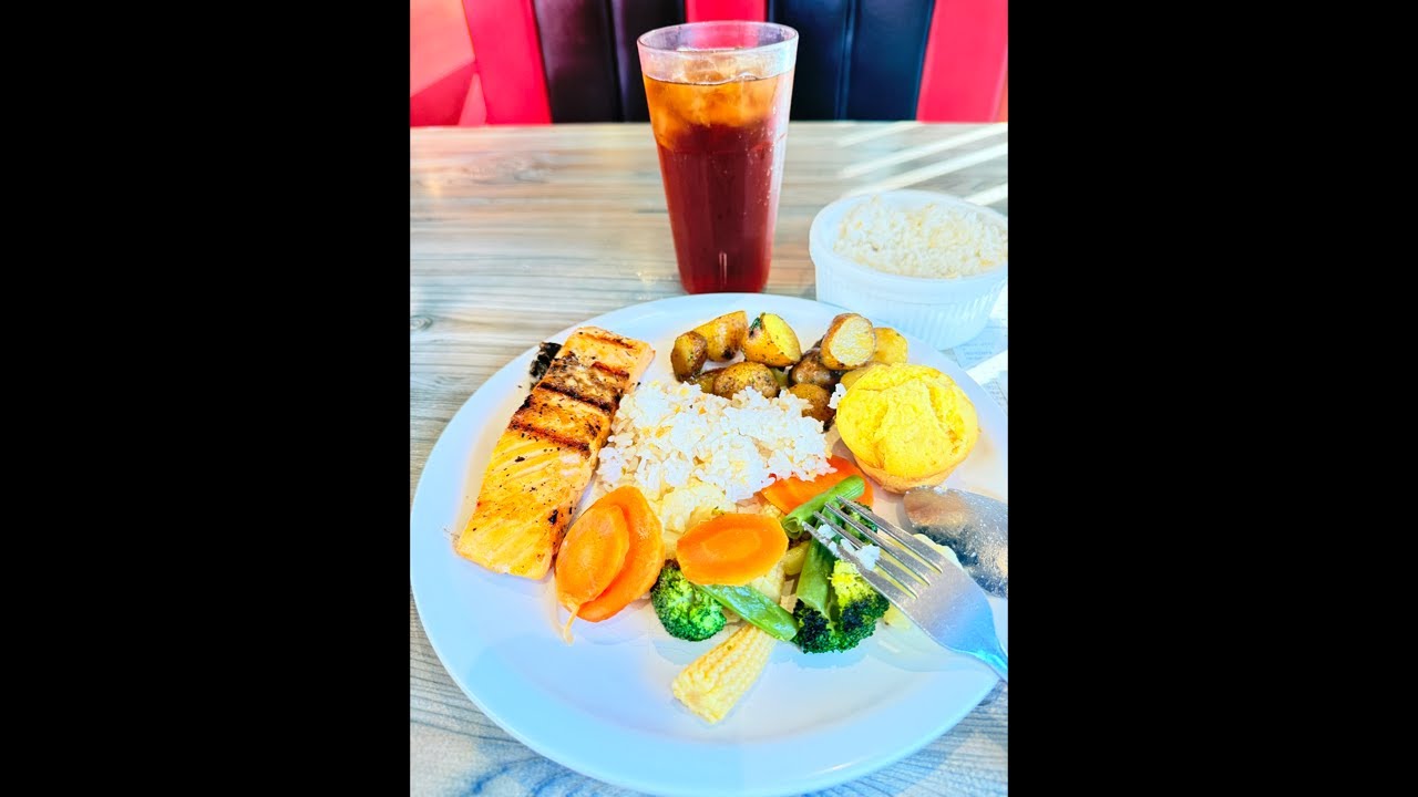 Late lunch Salmon craving😍