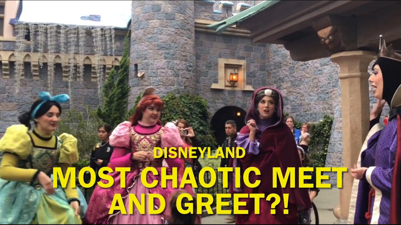 Evil Stepsisters, Maleficent, Lady Tremaine, and the Evil Queen Cause MAYHEM! Disneyland 2022