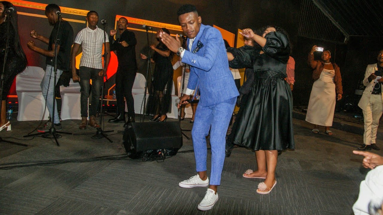 Kwenza Cele Smanga - Makabongwe uJesu | Kothi Xa Kusayo