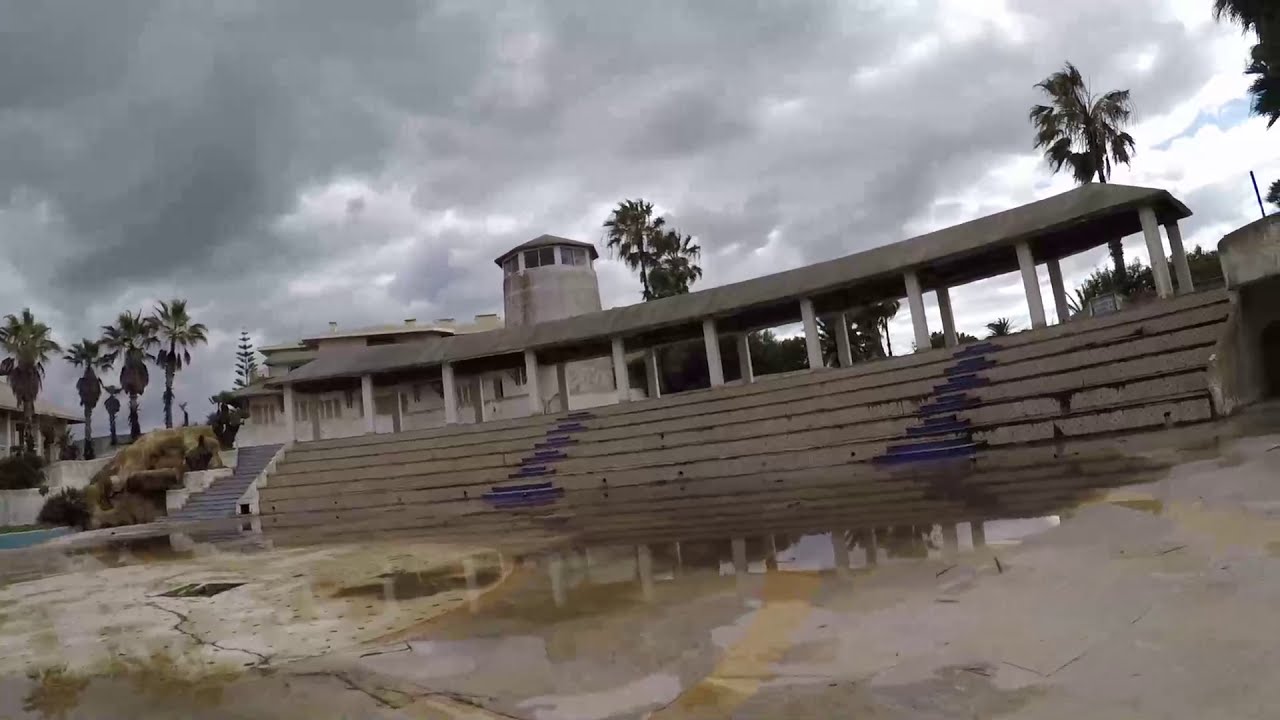 OLD BOUZNIKA BEACH CLUB