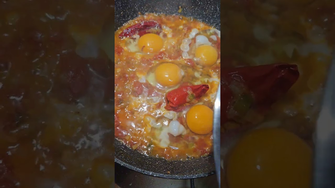 Uova e cipolle alla t'appatumi 🌶 #calabria #ricetta #uova