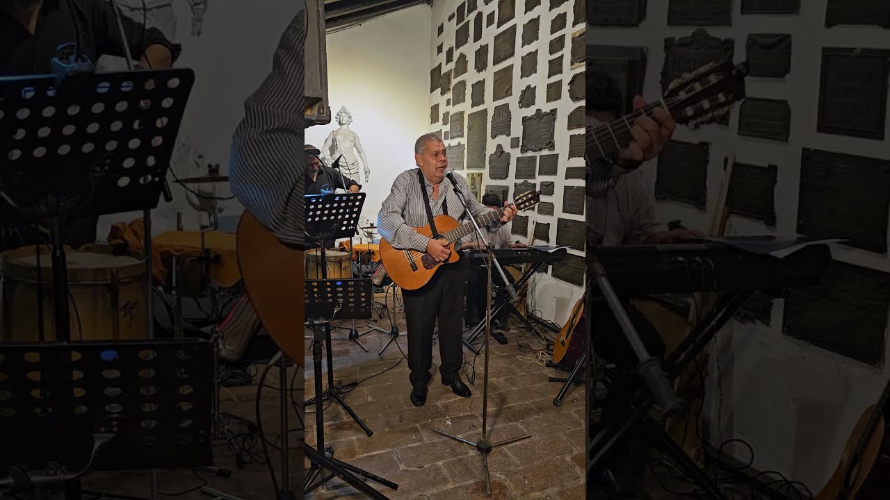 EN CASA DE MARIQUITA - Luis Soria 