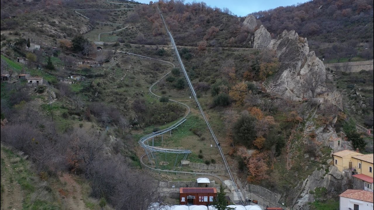 La Fiamma Olimpica a Castelmezzano: la slittovia delle Dolomitici lucane