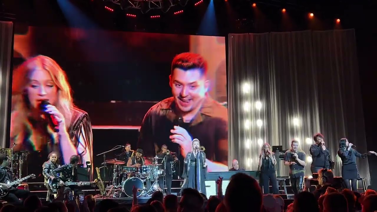 Walk Away Live Kelly Clarkson Las Vegas 7/29/23