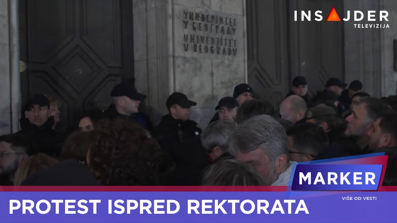 Protest ispred Rektorata: Građani traže da im se obrati rektor Vladan Đokić
