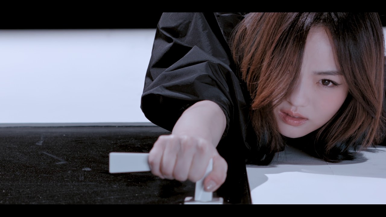 徐佳瑩 LaLa【心裡學 The Inner Me】Official Music Video