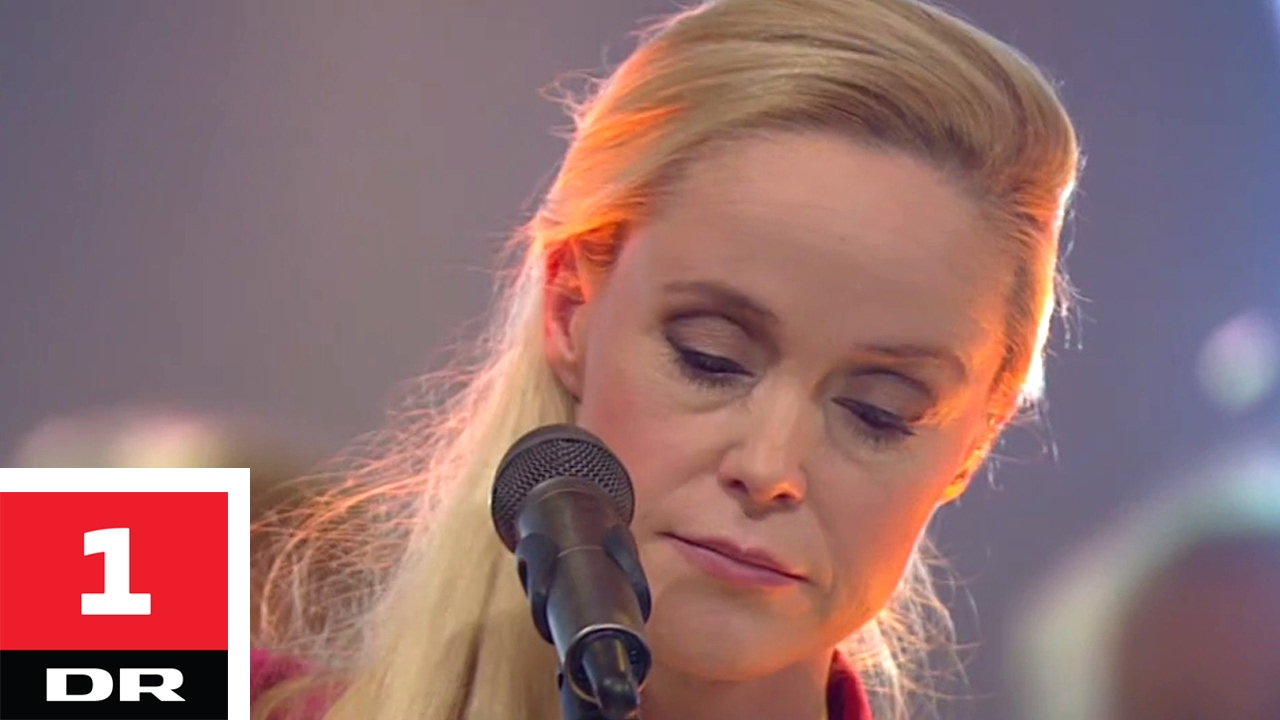 Tina Dickow - Someone You Love / Open Wide | Danmarks Indsamling 2017 | DR1