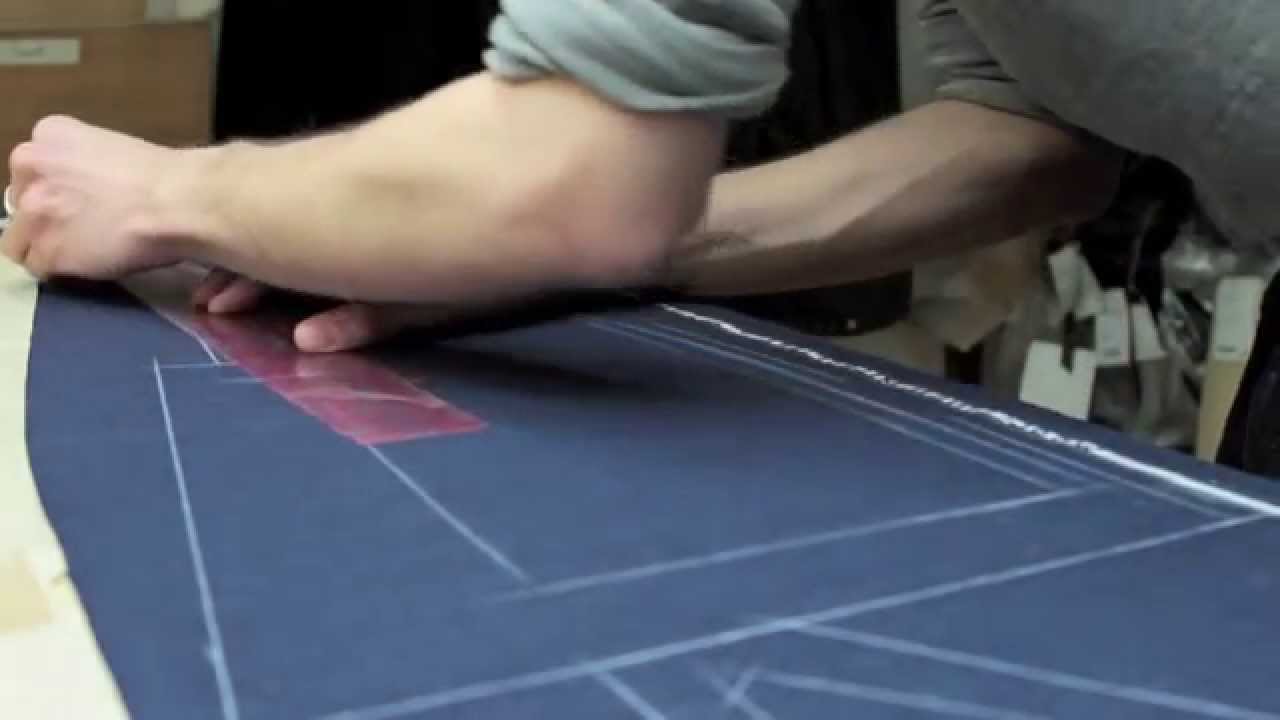 Cutting a bespoke suit part1/ Coupe d'un costume sur mesure 1ere partie