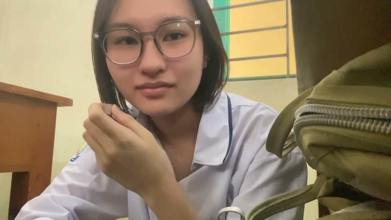 [những ngày cuối cùng] 02 // choco cube-món quà từ Ả Rập 🍬// 12C4 BĐ