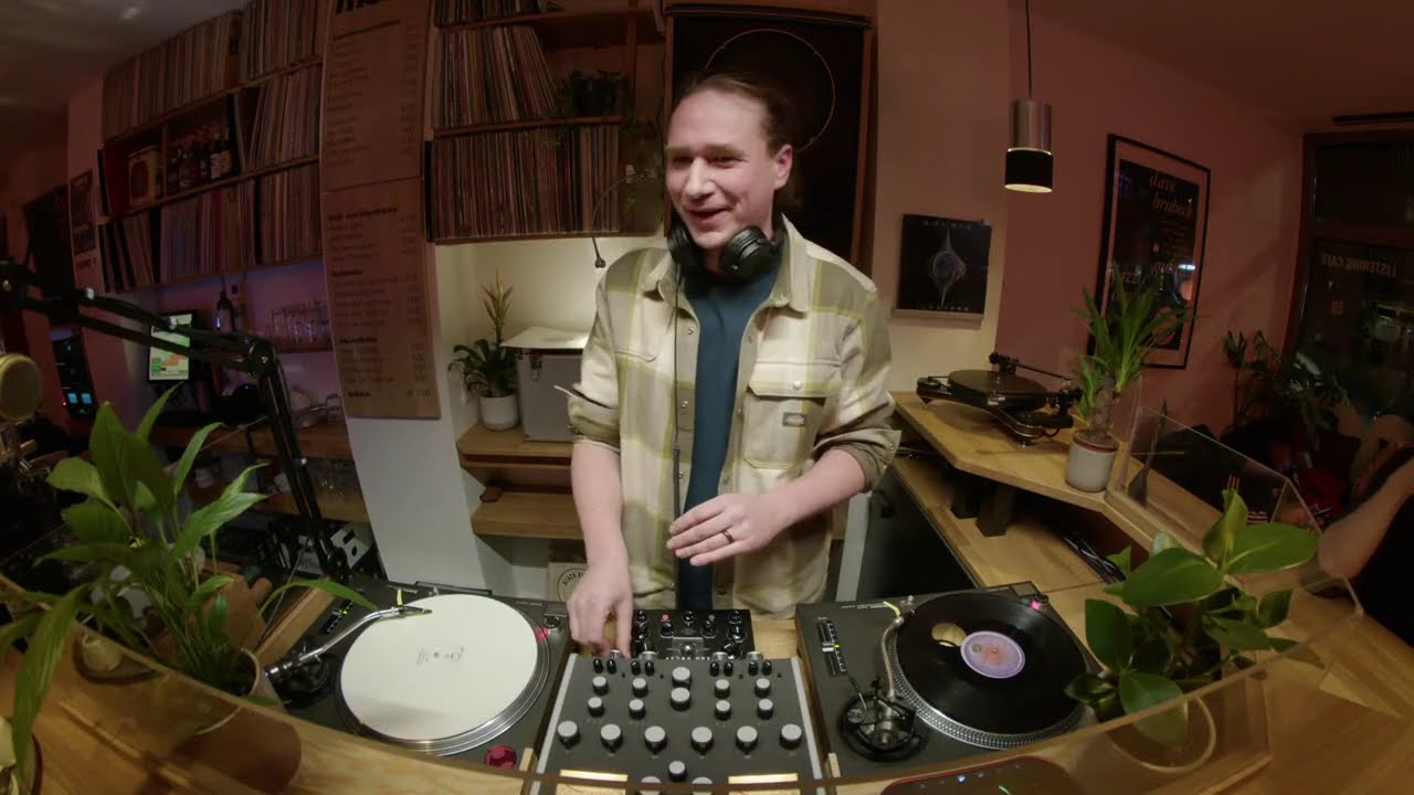 mono•radio | Music is ... Timeless w/ Valentix (Classic Drum'n'Bass, Ambient & Intelligent D'n'B)