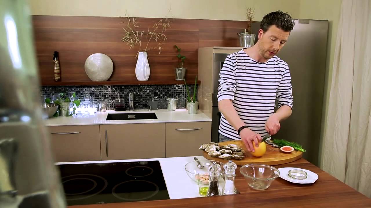 TARTARE D'HUITRE VINAIGRETTE AU PAMPLEMOUSSE