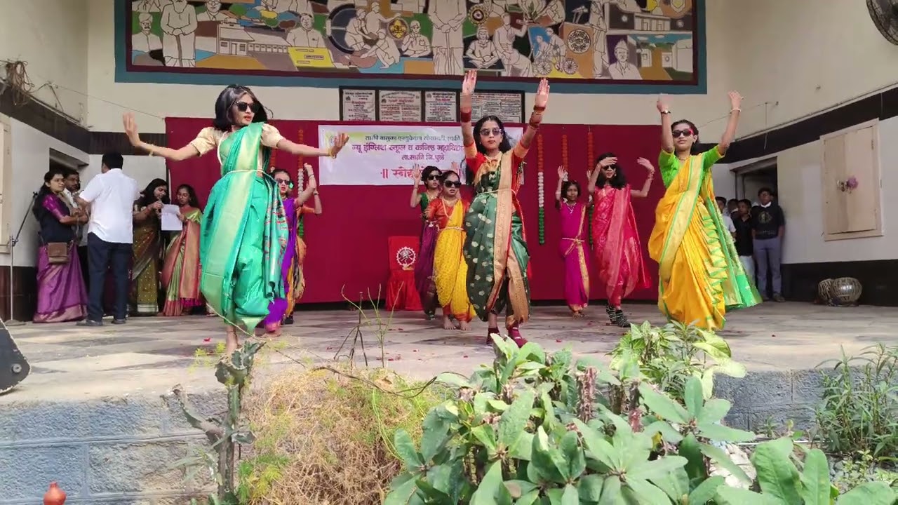 न्यू इंग्लिश स्कूल,साक्री च्या 2025 - 2026 चा संस्कृतिक कार्यक्रमाचे उद्घाटन.
