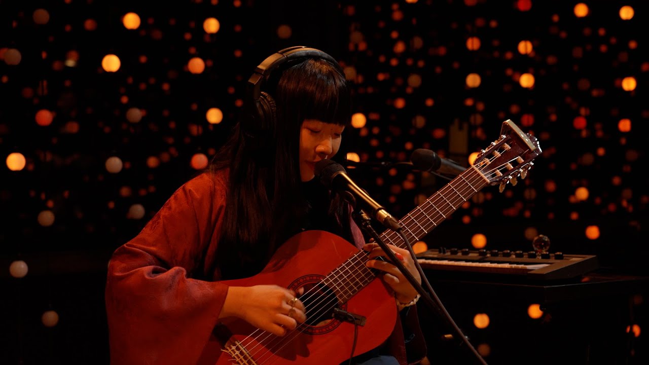 Ichiko Aoba - Sayonara Penguin (Live on KEXP)