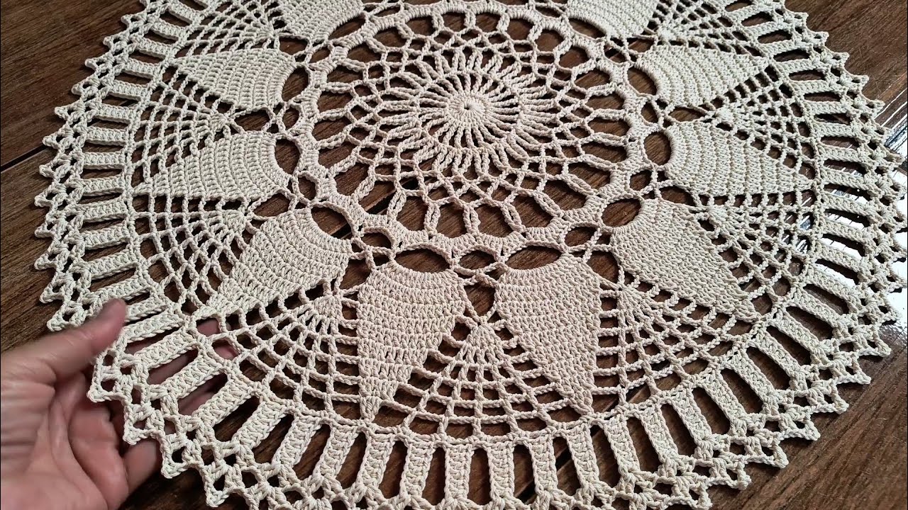 Bico de crochê na toalhinha ☀️ ⁉️TOALHINHA OU TAPETE DE CROCHÊ ⁉️ #diy #crochet #happy #tutorial 