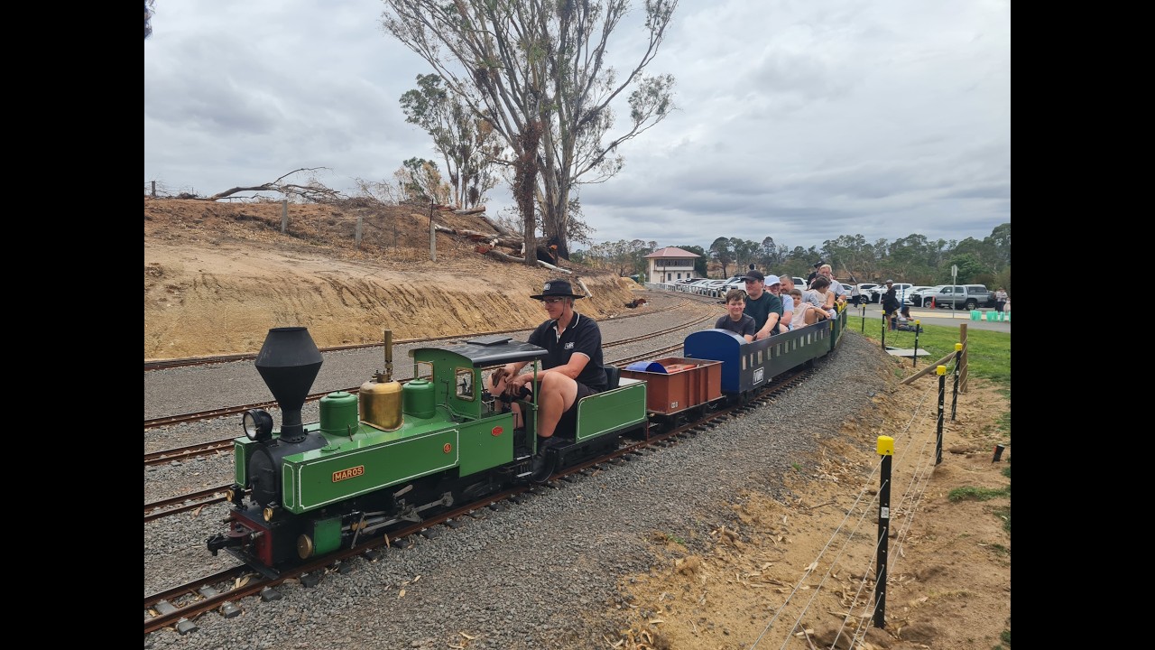 Victorian Miniture Railway - Harcourt Vic