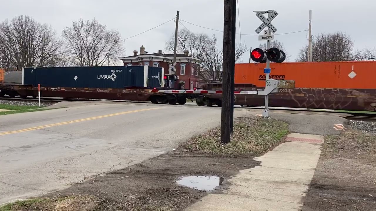 Long csx intermodal creston ohio