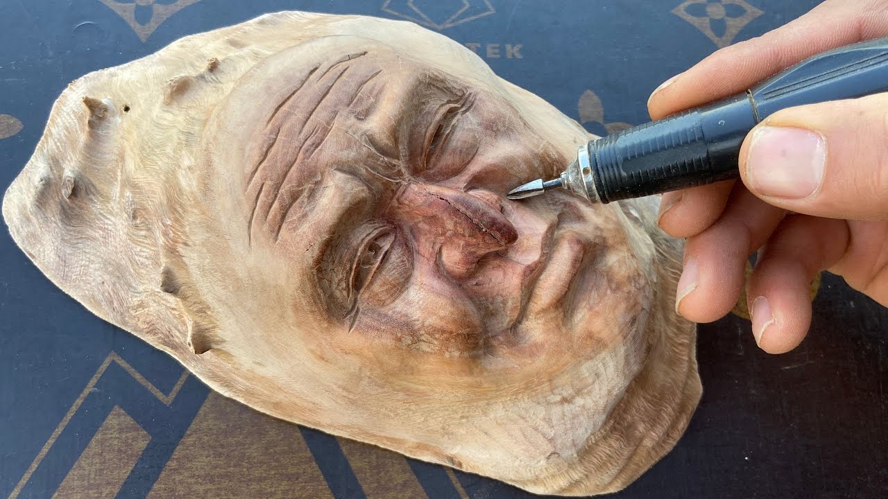 Time-Lapse Carving by Masterpiece Carver – From Firewood to Art